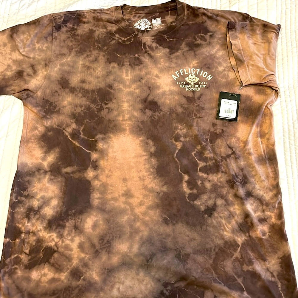 Affliction Mens 2XL tshirt. New with tags.
